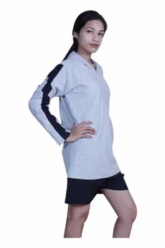 Full Sleeve Ladies Hooded T Shirt, Casual Wear, Size: Large