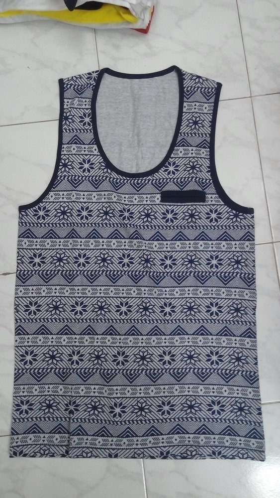 Sleeveless Print Shirt