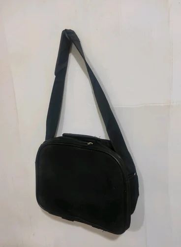 Black Plain Polyester Shoulder Hand Bag