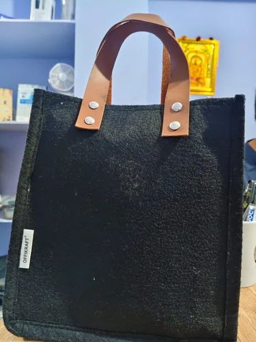 Felt Carry Bag