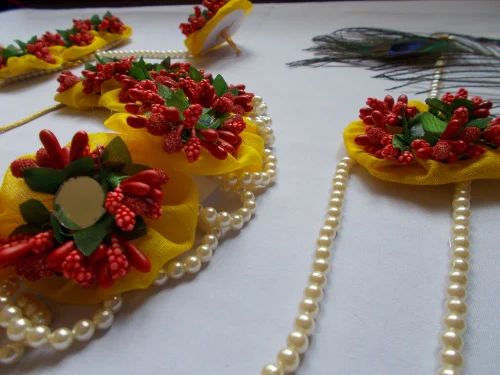 Handled PILA FABRIC HALDI FANUKSHAN JEWELLRI SET, For WEDDING