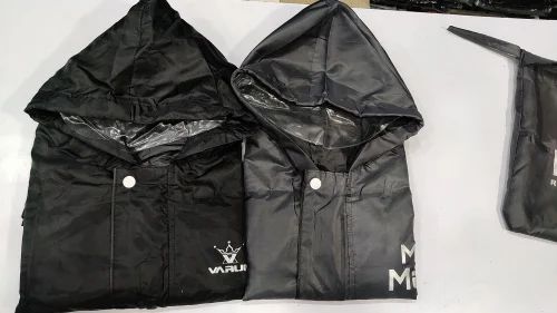 Men's polyester raincoat