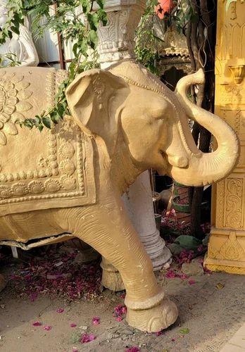Golden Frp elephant, For Exterior Decor