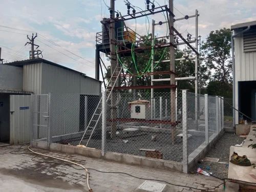Double Pole Structure