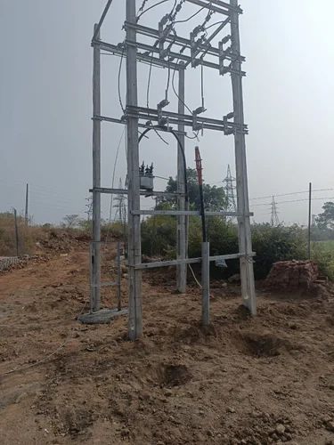 Three Phase Square Double Pole Structure