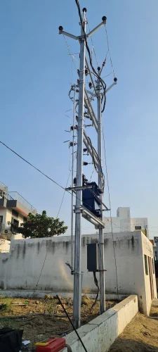 Rectangular Double Pole Transformer Structure