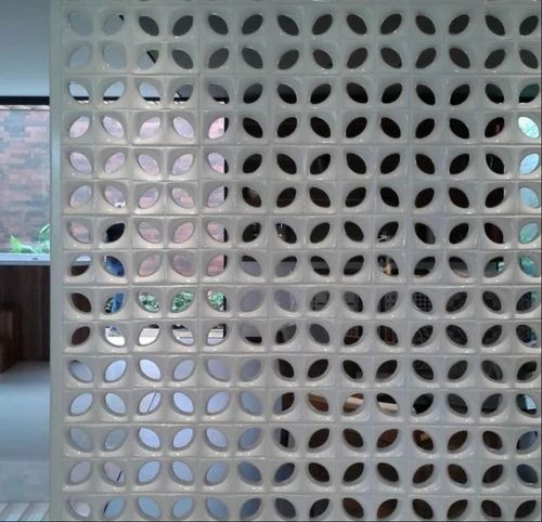 6.5 Feet White GRC Jali, For Decoration, 25 mm