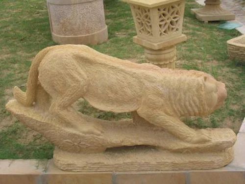 Stone Animal Figure, For Exterior Decor, Size/Dimension: Lenght -48"
