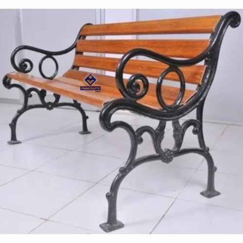 Modern Outdoor Garden Benches With Fibre Strips, Size: 5 Feet