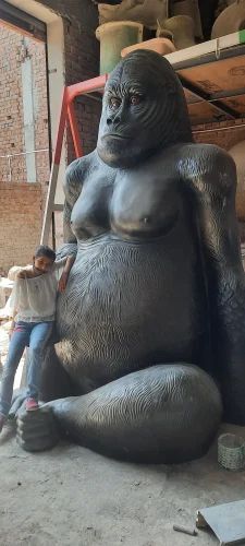Black Fiberglass Gorilla Statue, For Exterior Decor, Size/Dimension: 9ft