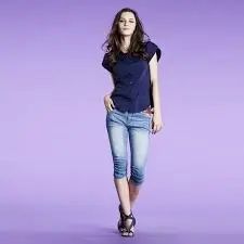 Medium And XL Capri Jeans