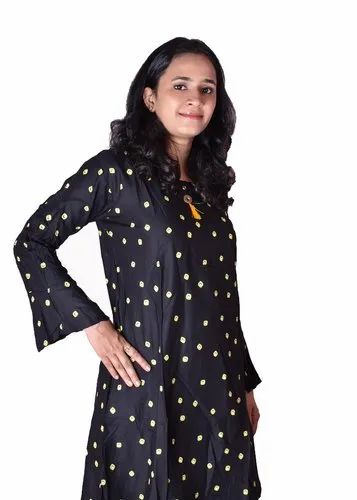 Silk Party Wear Ladies Best Fit Printed Jeans Top, Wash Care: Machine Wash, Age Group: Above 16