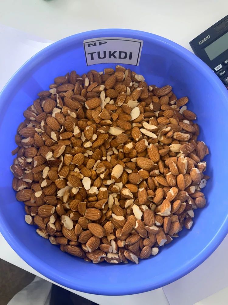 Almond Tukda