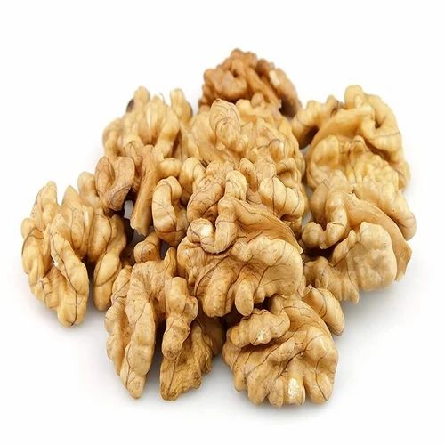 Chilli Walnut Whole, Packaging Size: 25 kg