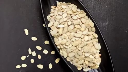 Blanched Almond Slice, Flakes, Food Grade