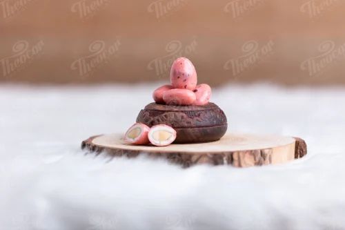 Theocor Rose Petal Almonds