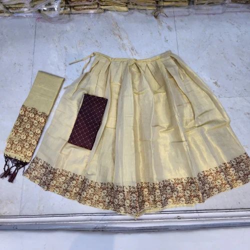 Pattu Pavadai