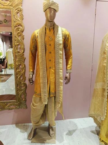 Pellikoduku Outfit