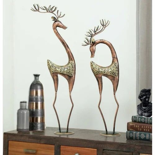 ANtIQUE IRON PAIR OF DEER SET OF 2