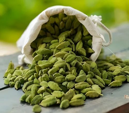 6mm Green Cardamom, Whole Pods
