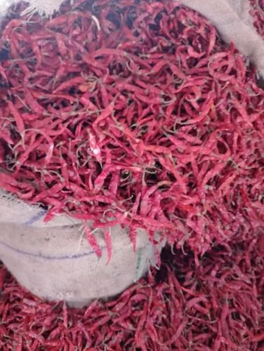 Byadgi Dry Red Chillies, Whole Dried, Stem Type: With Stem