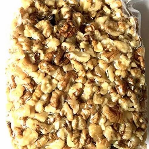 Split 3P Light Bakery Broken Kashmiri Walnut Kernels 8P, Packaging Size: 300 Gm