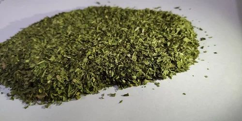 Spices And Herbs, 25 kg, Leaves