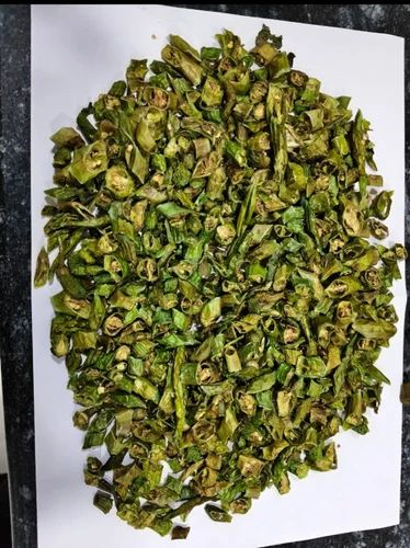 Dehydrated Green Chilli Flakes