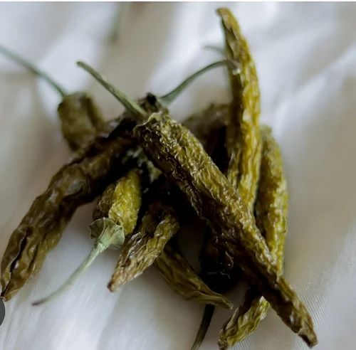 Dehydrated Green Chilli, Whole