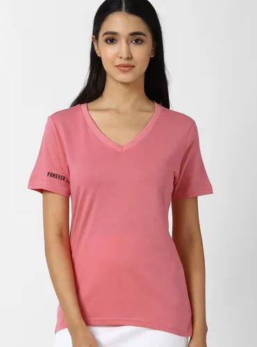 Casual Wear Ladies V Neck Fuchsia T Shirt
