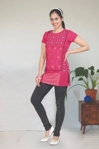 Half Sleeve Ladies Pink Printed Cotton Long T Shirt, Casual Wear, Size: Medium
