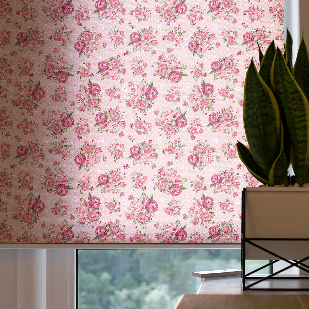 Blinds, Wallpapers And Accessories