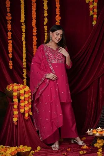 Fancy Kurtis And Suit, Size: XL