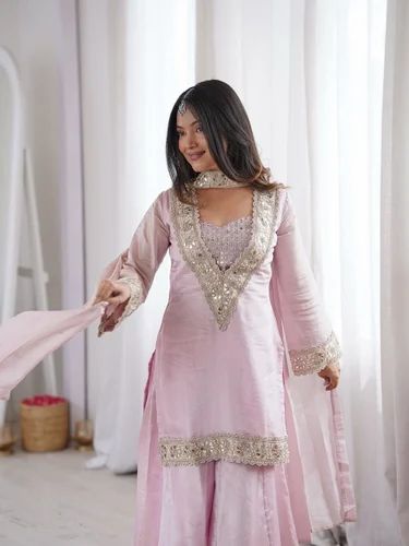 Embroidered Ladies Woolen Kurti With Palazzo, Silk Blend