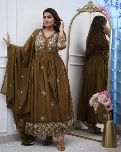 New Designer Cotton Silk Embroidered With Chikan Lace Border Kurti Pant And Dupatta