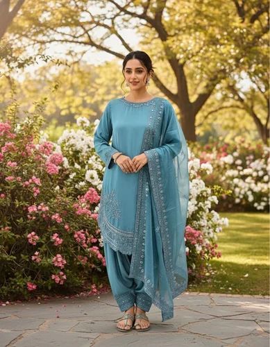 Designer Salwar Kameez, Crepe, Readymade