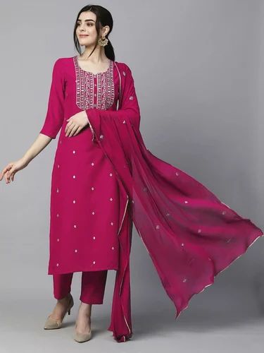 Latest New Designer Ladies Heavy Suit, Silk