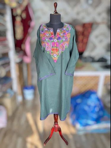 Kashmiri Embroidery Aari Work Pheran