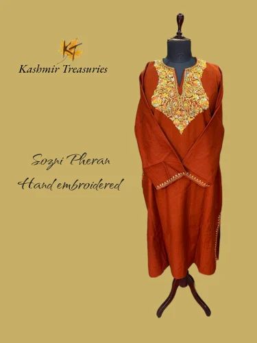 Kashmiri hand embroidered Pheran