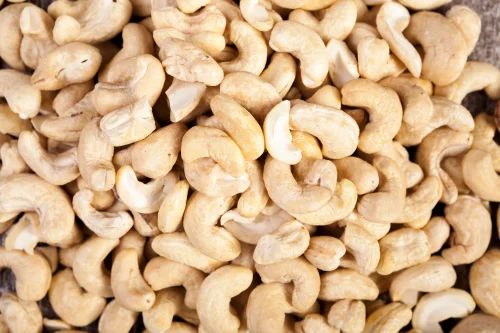 W160 Whole Cashew Nuts