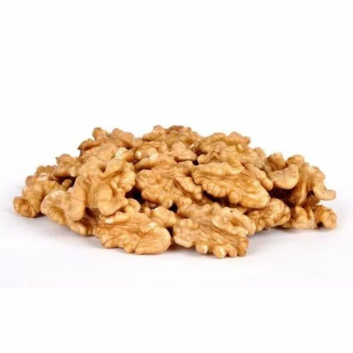 Whole Walnut Kernels, Packaging Size: 50 kg Packet