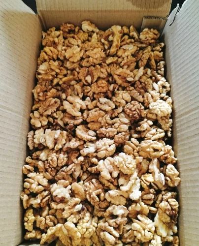 Split Kashmiri Walnut Kernel, Vacuum Bag, Packaging Size: 1kg