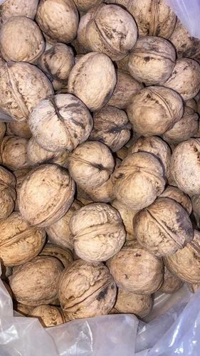 Organic Whole Walnut Kernels - Extra Light (1 Kg Pack)