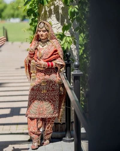Crepe Ladies Designer Punjabi Salwar Suit, Readymade