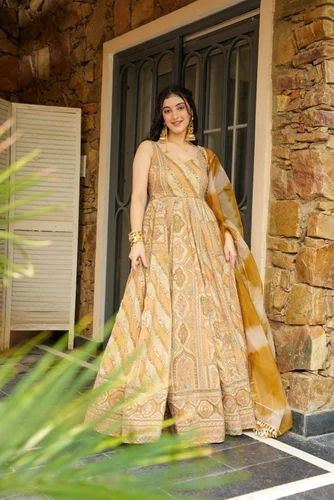 Ladies Readymade Suit, Digital Print, Organza