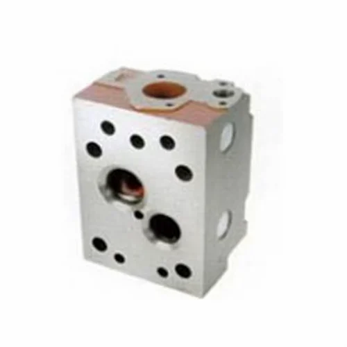 Fit for Zetor Ursus 4901554 Engine Cylinder Head C360 C330 UR1 UR2 3511 4511 4712 Diesel Tractor OEM