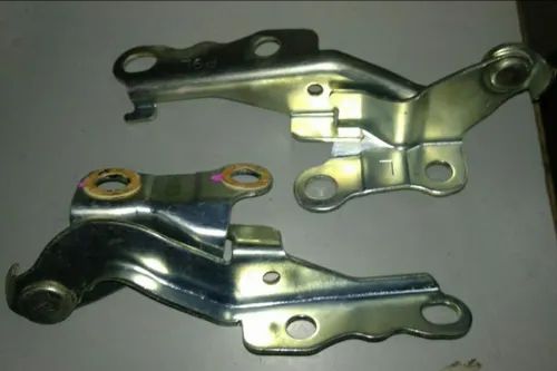 Car Bonnet Hinges Fortuner