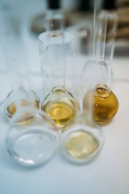 1-PIPERIDINECARBONYL CHLORIDE