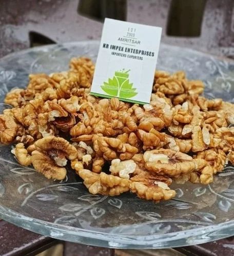 SAI HERBS Akhrot - Walnut Kernel - Juglans Regia