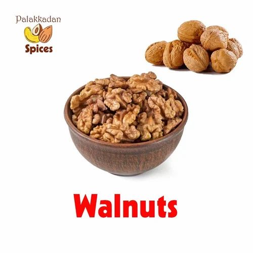 Walnut Dry Fruit, Form: Kernel (Giri), Light Quarters (4pc)